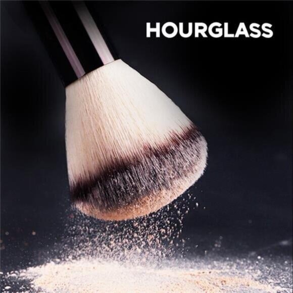 Hourglass Makeup Brush- No.1 Round Head Powder Brush Soft and Skin-friendly - Picture 3 of 7